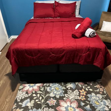 Fidelia Garnet Room, Queen Bed Minutes From Newark Liberty International Airport And Newark Penn Station Luaran gambar