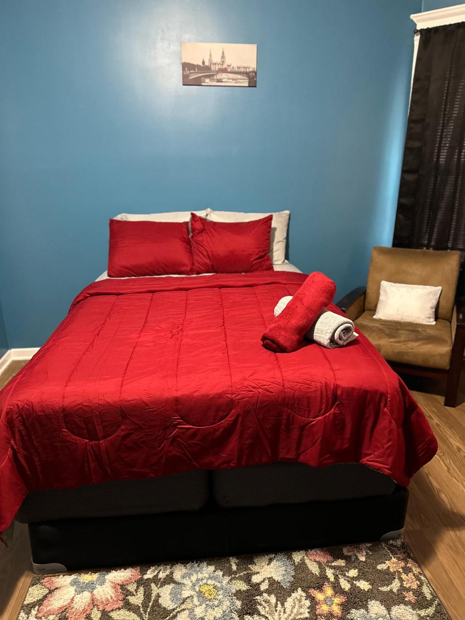 Fidelia Garnet Room, Queen Bed Minutes From Newark Liberty International Airport And Newark Penn Station Luaran gambar